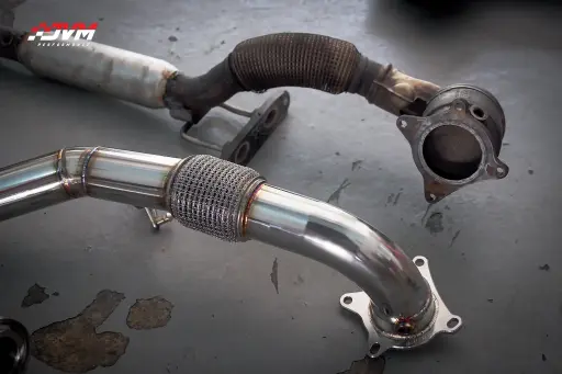 SecretFlow Downpipe - VW Golf 5/6 GTI